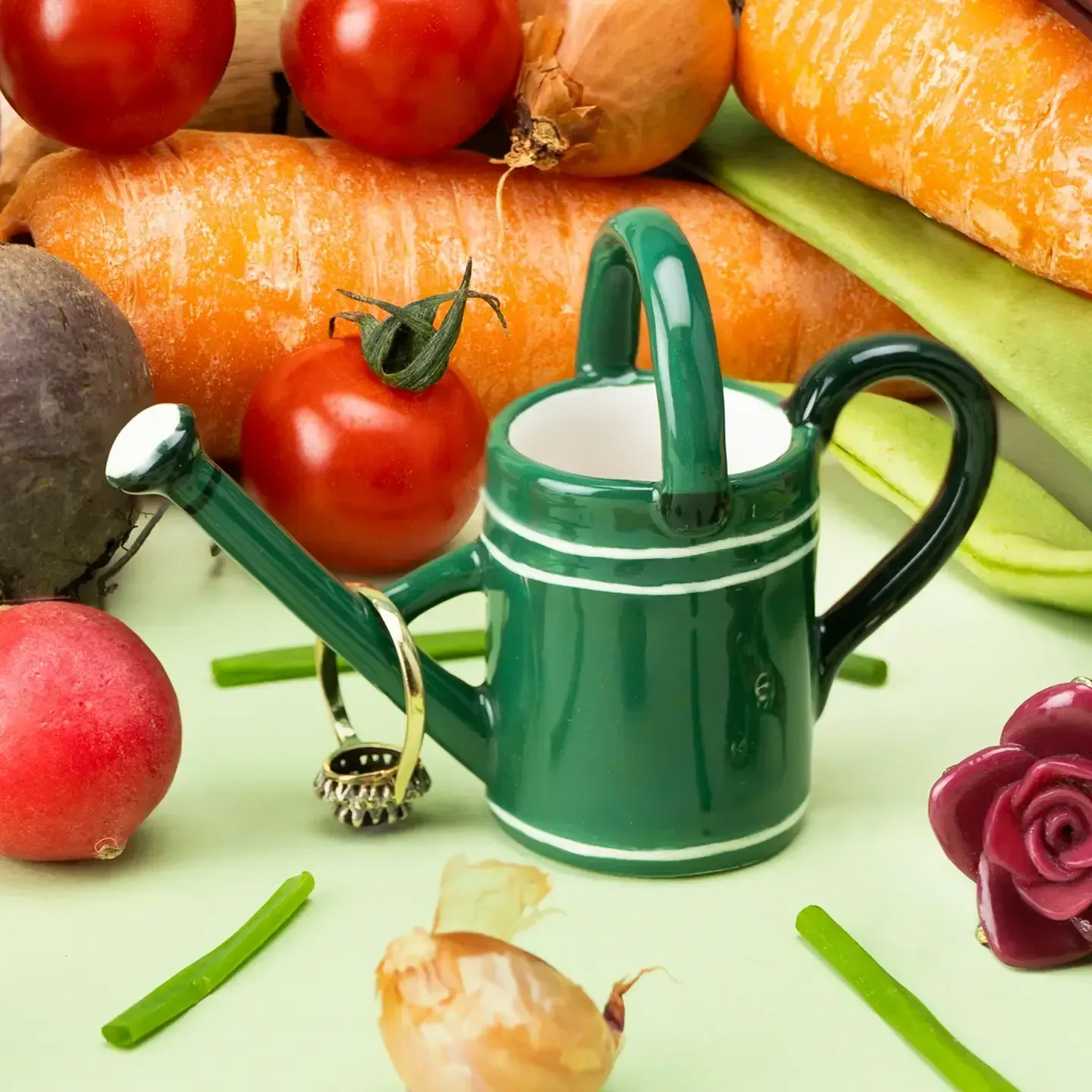 The Potting Shed Ceramic Watering Can Ring Holder